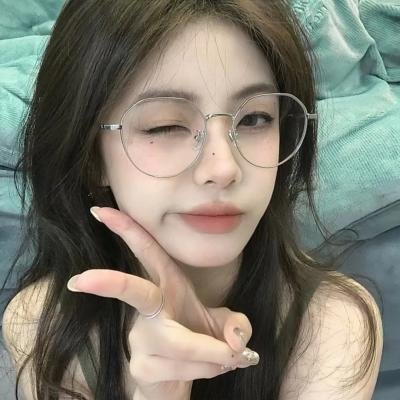 精灵兰尼和韦恩的圣诞前夜